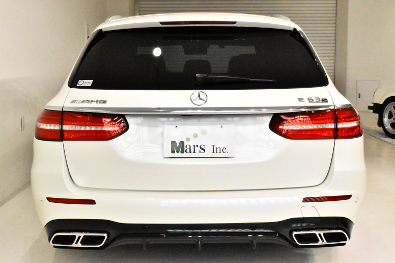 AMG Eクラス E63S 4MATIC+ Station Wagon 正規ディーラー車  612馬力！AMGカーボンパッケージ！カーボンインテリアトリム！エクスクルーシブPKG パノラミックスライディングサンルーフ  Burmesterサウンド 左ハンドル 情報 | Mars Inc