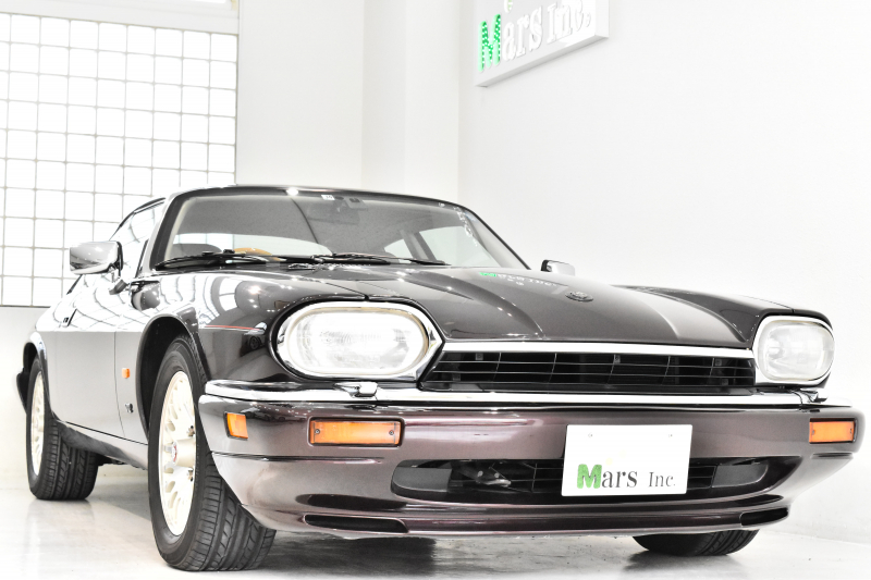 ジャガー XJ-S 6.0L V12 クーペ 正規ディーラー車 稀少色モロッコレッド！ジャガージャパン最終型！Wコンビステアリング シートヒーター  純正16インチAW 天張り交換＆前席レザーリフレッシュ済 情報 | Mars Inc