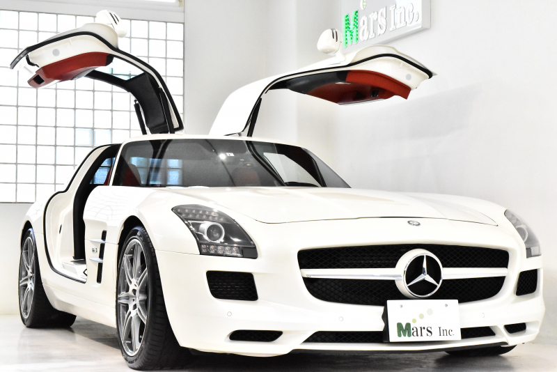 AMG SLS 正規ディーラー車 6.2L V8 自然吸気 パワークラフトマフラー レッドレザー ガルウィングドア 歴代整備記録簿完備 バックカメラ  TVキャンセラー 左ハンドル 中古車 情報 | Mars Inc