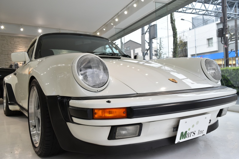 ポルシェ 911(Type930) Turbo3.3 ヨーロッパ新車並行 純正スポーツ