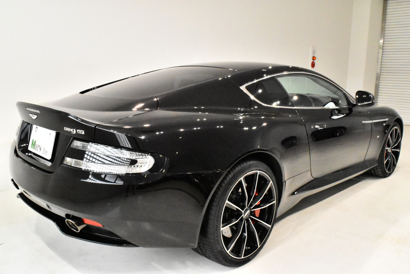 アストンマーティン DB9 GT 正規ディーラー車 タッチトロニックⅡ 最終型 1オーナー R4年4月ディーラー整備 547馬力  10スポーク20インチアロイホイール GT専用装備 シートヒーター ヘッドレストAMウイング刺繍 クリスタルキー 右ハンドル 中古車 情報 |  Mars Inc